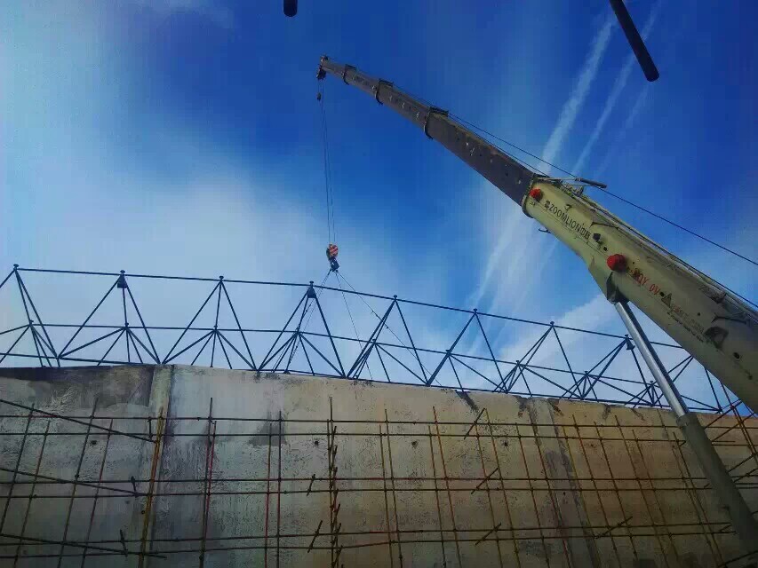 山南食堂网架结构工程